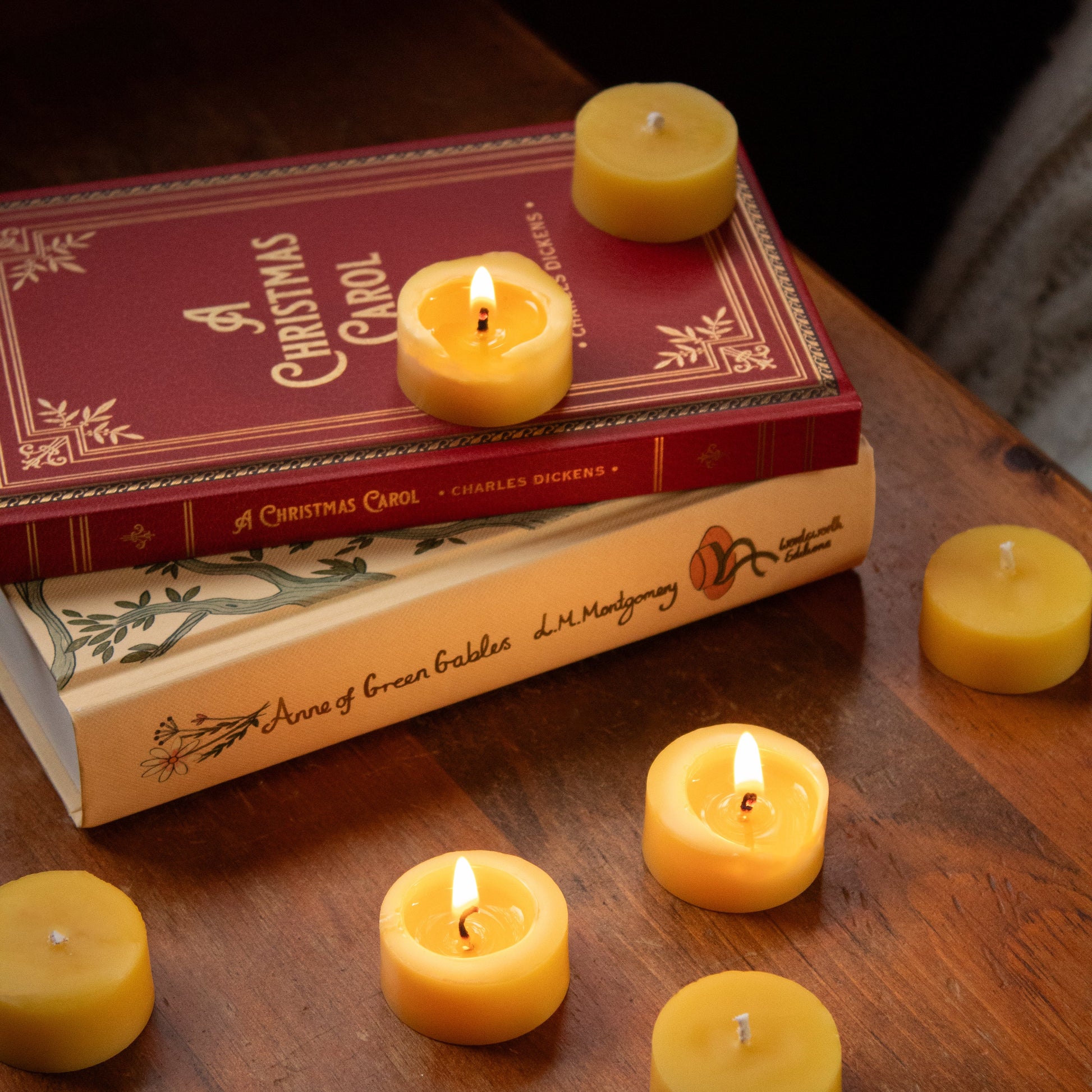 golden beeswax tea light set