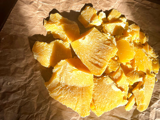 Beeswax vs. Soy vs. Coconut Wax: Which Candle Wax Is Actually Cleanest?